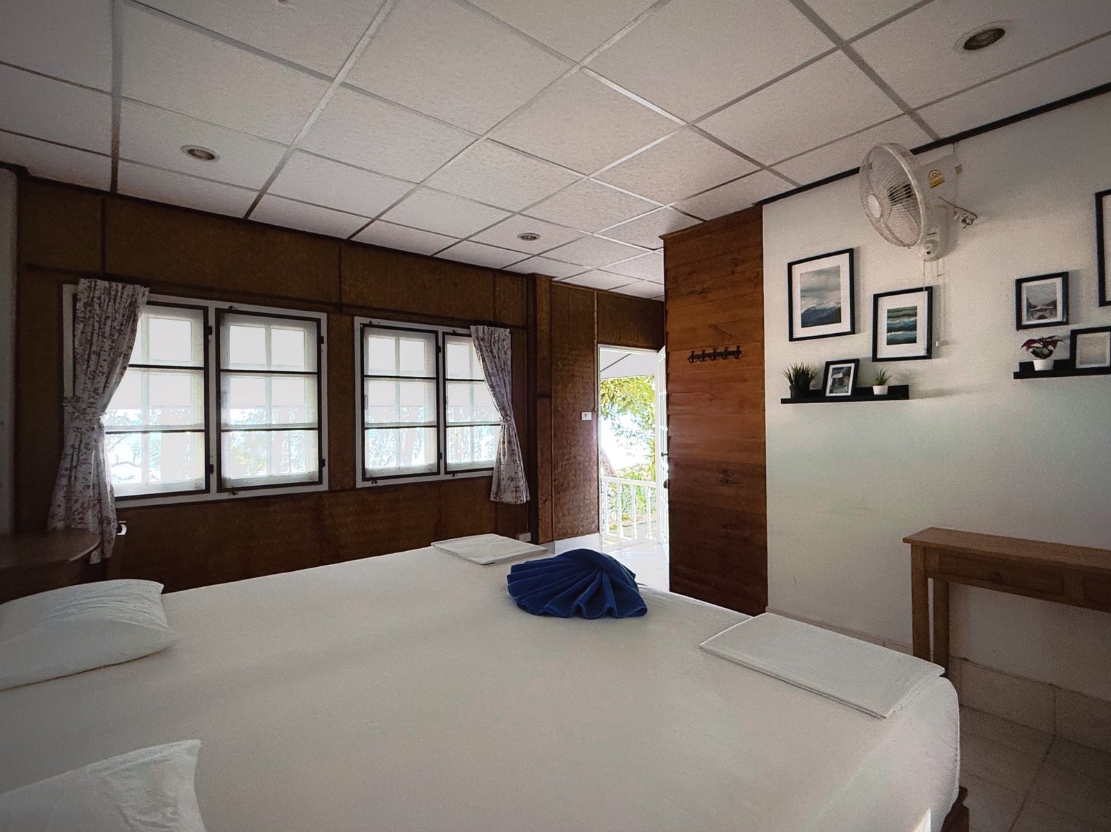 Superior Garden Bungalow - Image 3