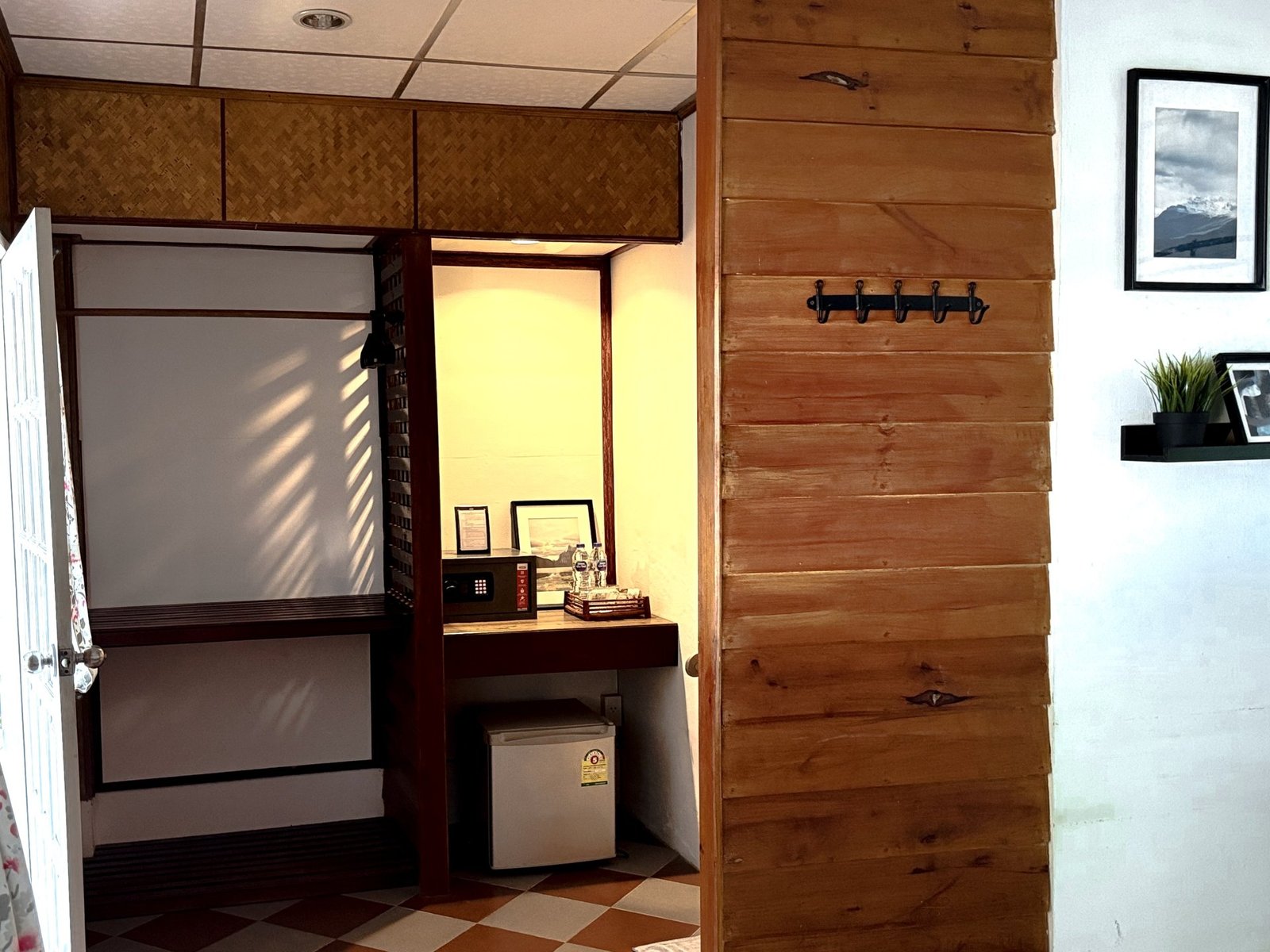 Superior Garden Bungalow - Image 5