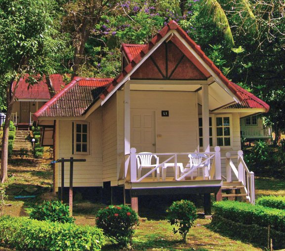 Standard Seaside bungalow at Pansand Resort
